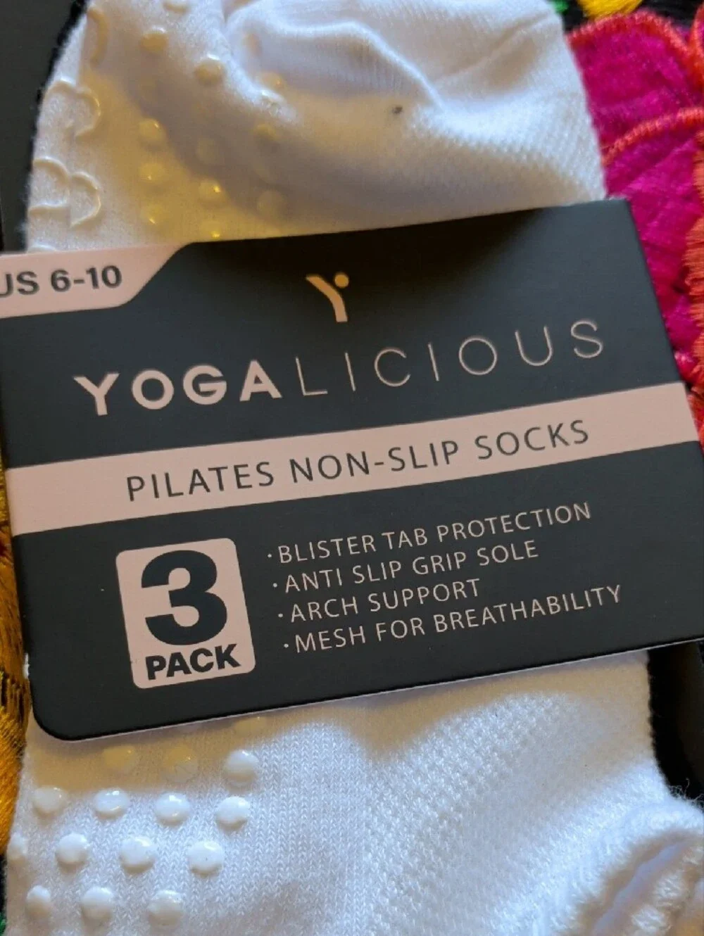 Yogalicious White Non-Slip Pilates Socks - 2 Pairs